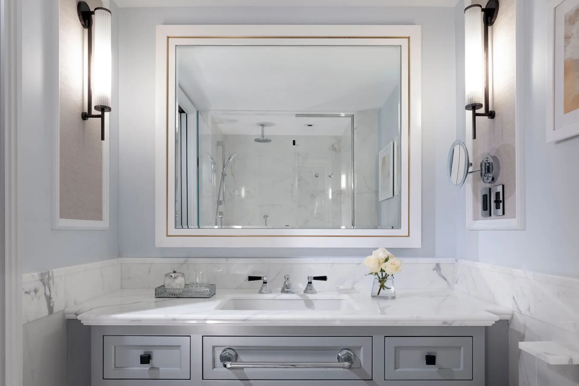 Bathroom counter with mirror