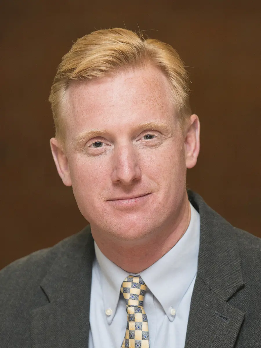 Headshot of Scott Harrington