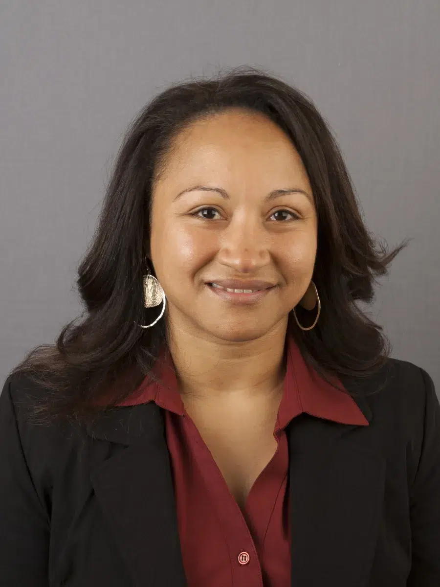 A'Vant, Serena White_15